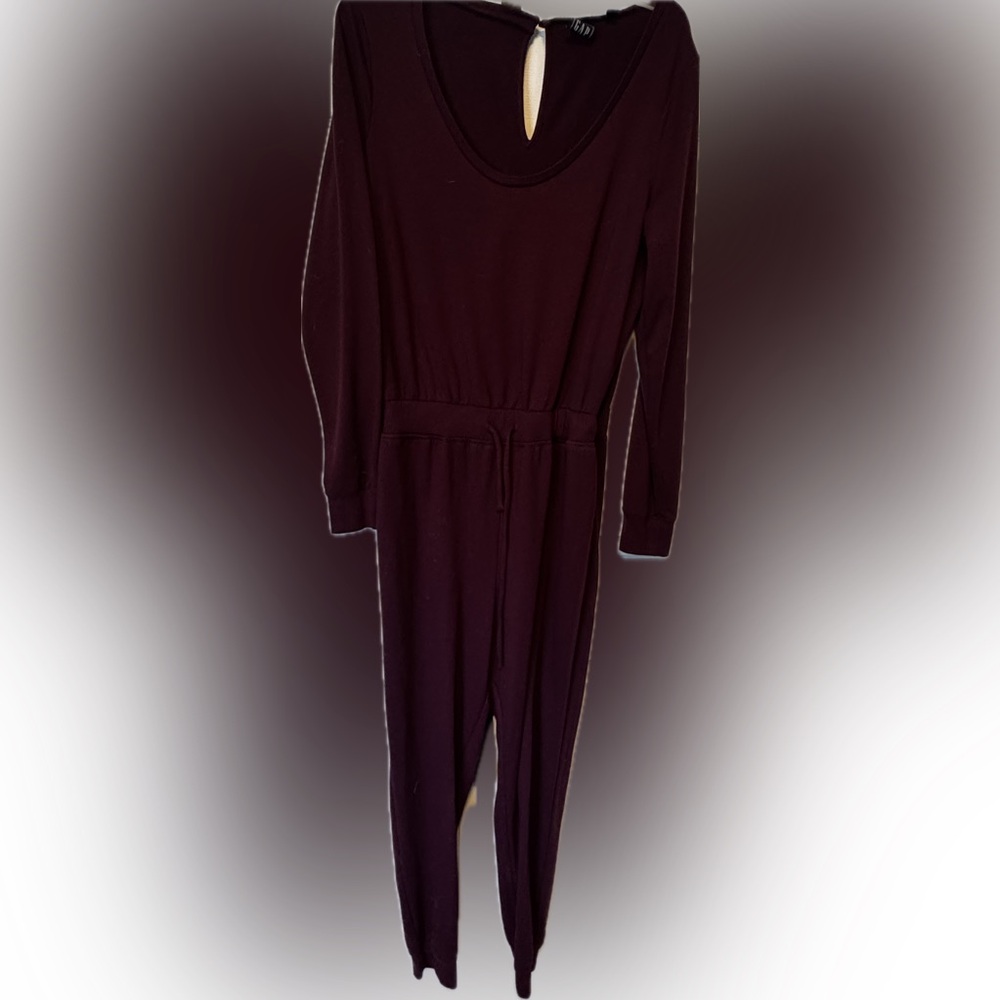 GAP Women’s Burgundy Long Sleeve Jumpsuit – Medium Tall